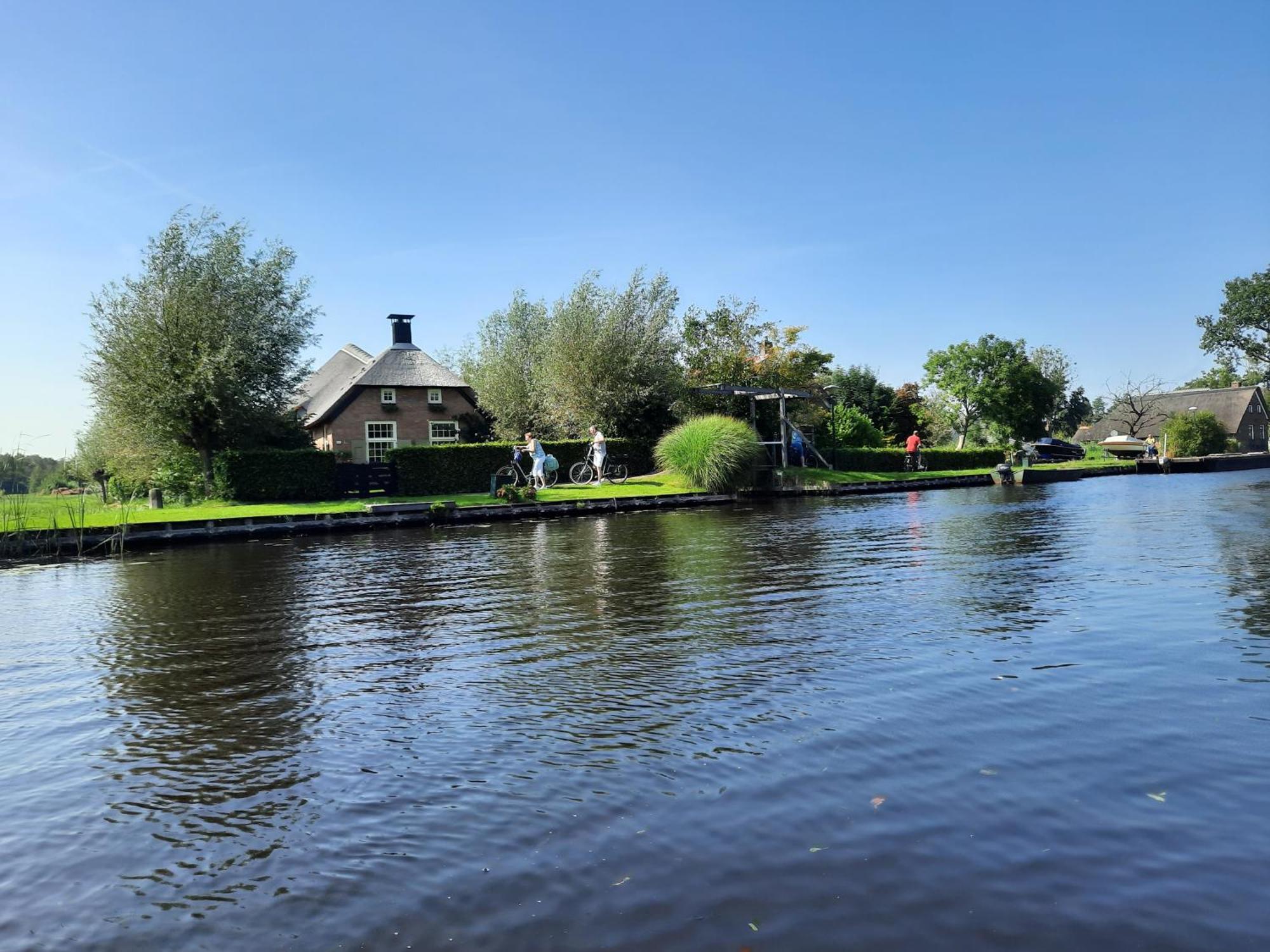 Hoeve Montigny B&B Giethoorn Exterior foto